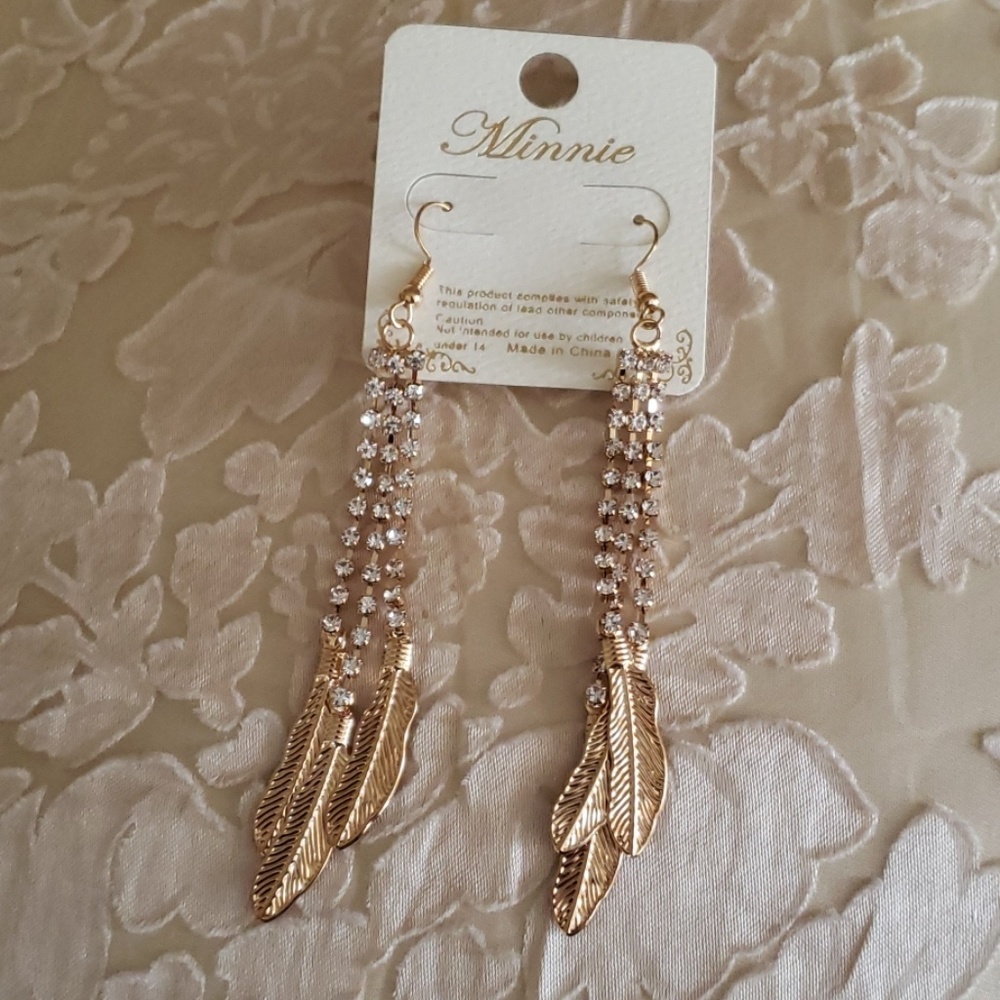 NWT, Goldtone Earrings